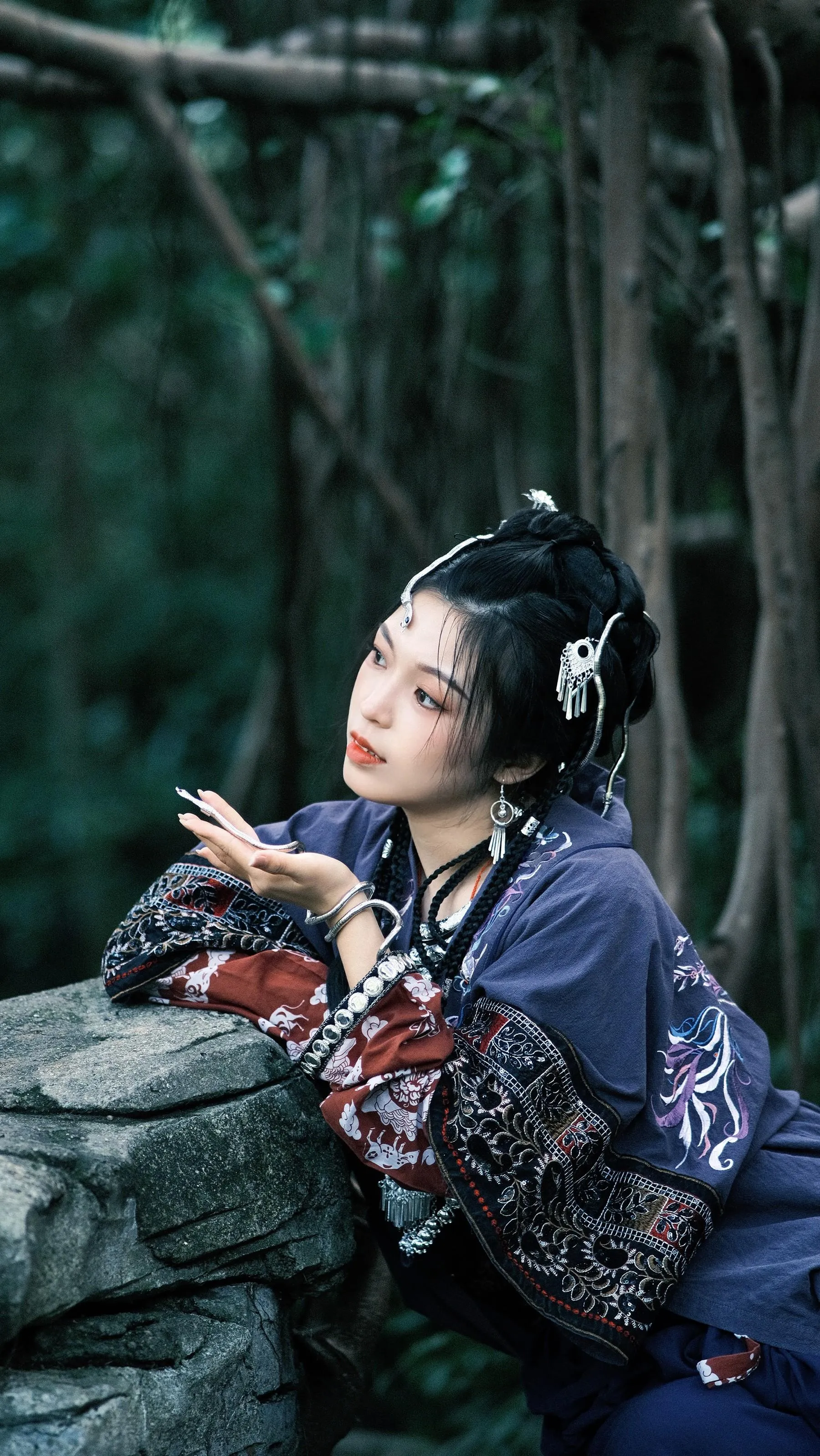 [YITUYU艺图语]2022.07.08 苗家姑娘 proyhine [28P]插图2